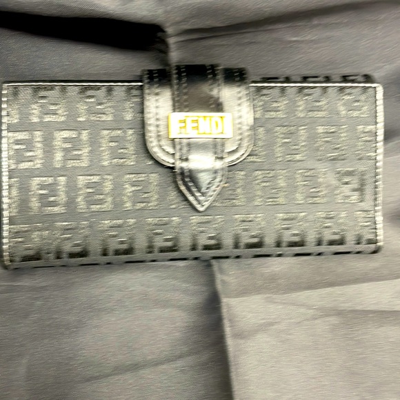 Fendi tri fold canvas wallet  stretch out 11x7.5 - Picture 3 of 8